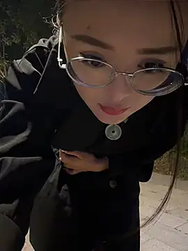 Xiaobei-snow - 户外真空 炮机 喷水Squirt💦💦💦 水を吹き出す