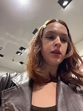 Outdorable - Publicy open boobs in mall