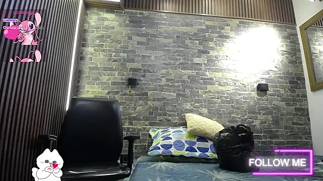 Dayadubey_ - RUB ICE IN MYS BOOBS