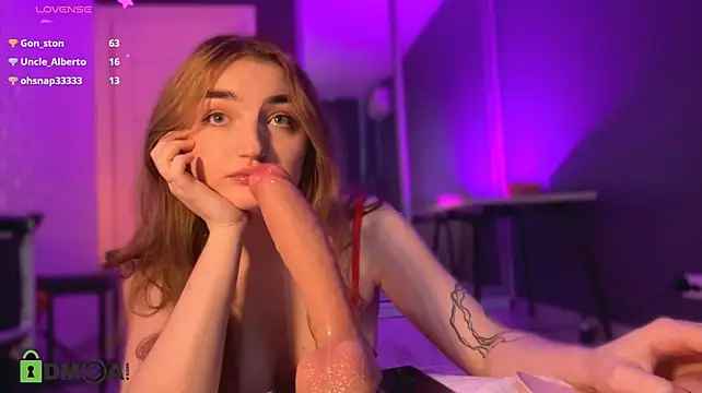 RinaAverEdge - Tits out +lil boobjob