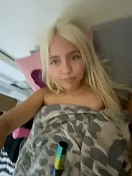 SofiaNLukaBabe - Tops off 5 mins
