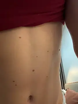 LunaVelvetti - tease with top & massage titts
