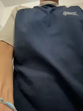 Emma_cute7 - Pinch my nipples + control 1 min