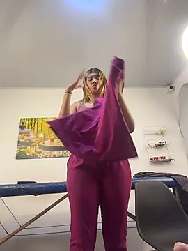 Kinky-Spa - 2 FINGER IN MY ASS 🍑