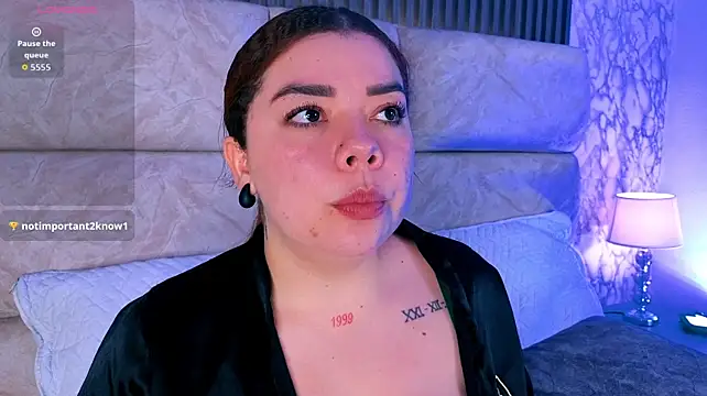 BellatrixKorz_ - show of milk on my feet