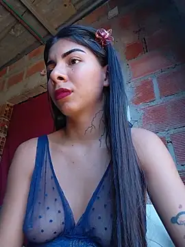 Chaparritahot99 - I insert my dildo into my pussy in doggy