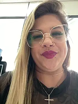 Kahreal - MOSTRAR OS PEITOS NO ESCRITORIO +VIDEO