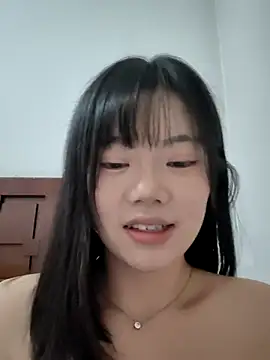 520Winnie - 阳台全裸捆绑手脚蒙眼小粉塞入控制权5min
