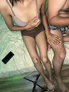 Khusirani0 - Public full nude show