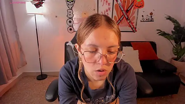 Amelia_Sanz - OIL IN MY BOOBS 🍒💦