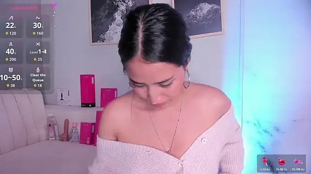 Lara_madisson - 🔥Bounce boobs with oil 🔥pinch nipples