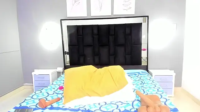 Zoe_curvyy - 5 slow spankings