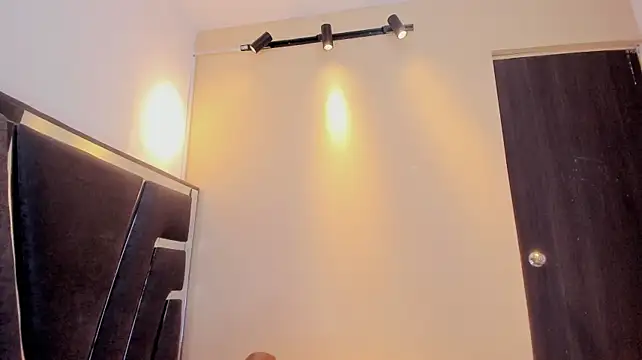 Abby_Moss2