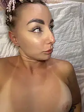 RussianExotic - SQUIRT ON FACE + LICK