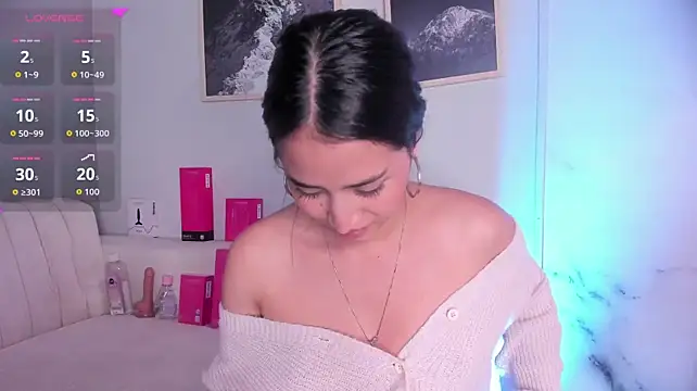 Lara_madisson - 🔥Bounce boobs with oil 🔥pinch nipples