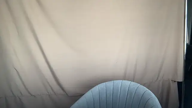 LenitaRamshur - Tease with my ass close cam