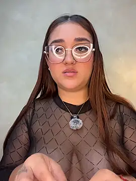 Tiny_Gray - ULL NUDE AND RUB PUSSY