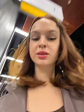 Outdorable - Publicly Open boob&pinch nipls