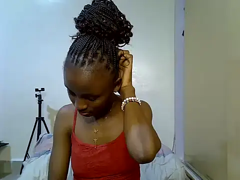 Slim_daisy - strip tease