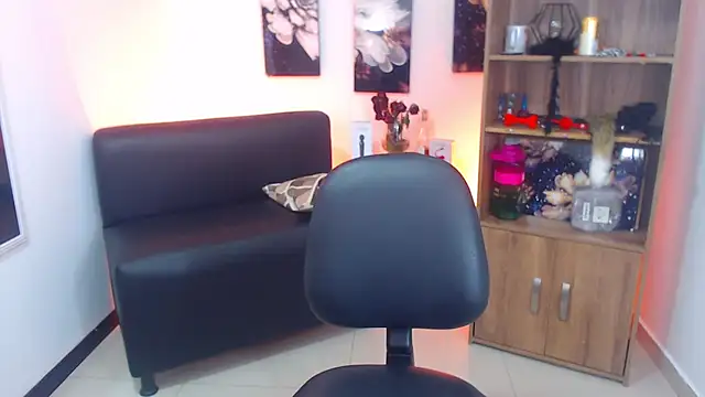Keilathompson - PUSSY CAMARA CERRADA 😋😍