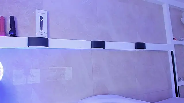 Dahiana_rouss - Play with your boobs full of oil🍉