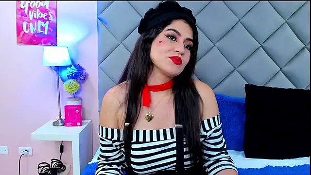 NahomyAdams - Bounce those boobs with oil