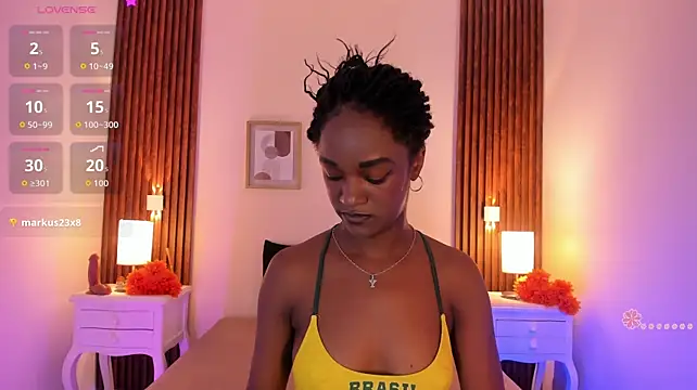 Chloebrunnie - Striptease wih a sexy song♥