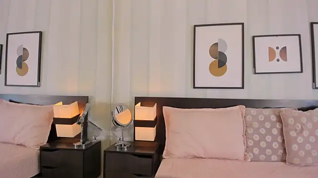 Lexis_Walker - open ass near the cam