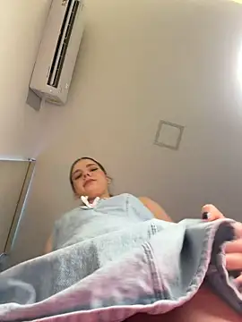 NicoleCut - Domi inside my pussy ticketshow squirtss