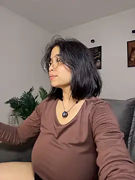 Tati_reyess - SUCK MY DICK, VILMA
