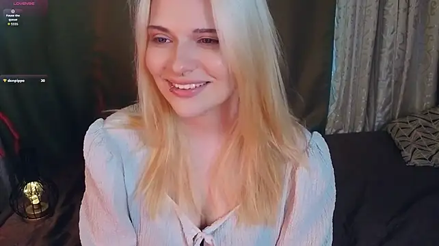 KaleyMahunik - LICK AND BITE MY LIPS