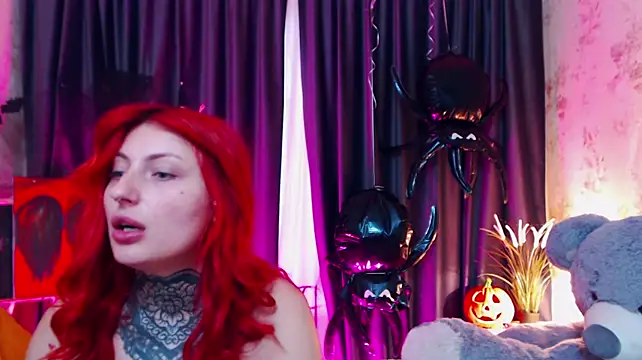 Nina_Blum_ - pussy close up