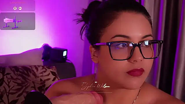 Sophia_wilsonn_ - Spanks that ass colose up