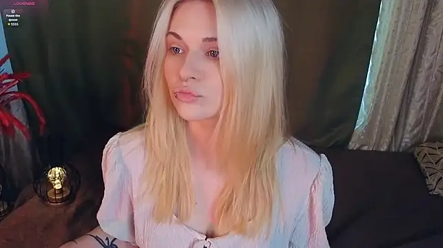 KaleyMahunik - LICK AND BITE MY LIPS