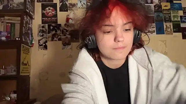 Kirin_Lin - Show the color of my bra