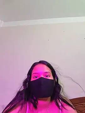 Night-Queen-2 - Suck niple