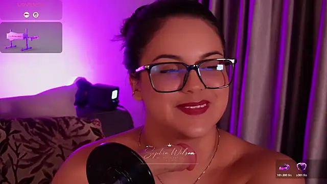 Sophia_wilsonn_ - Spanks that ass colose up