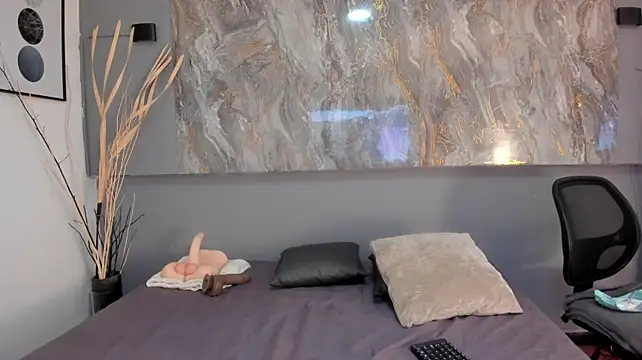 Annyluna1 - 2 finger in my ass
