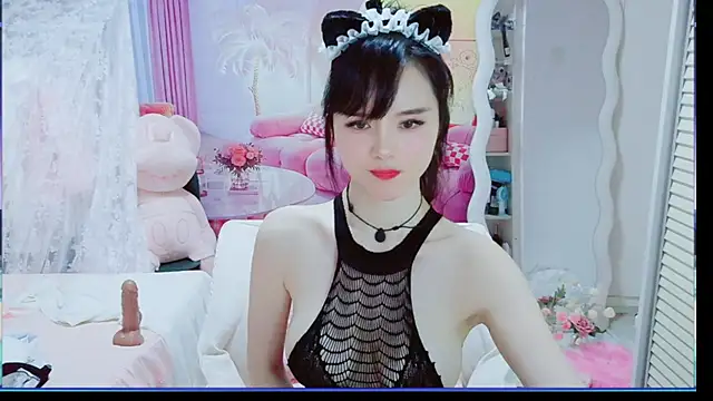 Q-Mia - 希望今天可以早点下班