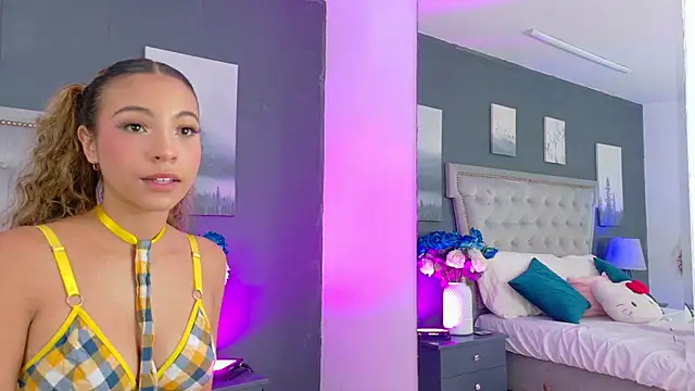 NiaVelvet_ - 🥰🥰DANCE + SPANKS🥰🥰