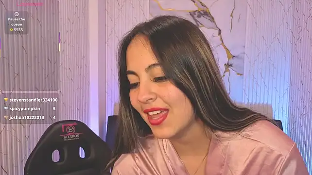 Juanita_tay - Get naked + oil show