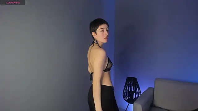 Atheena__ - Rub my clit over my panties