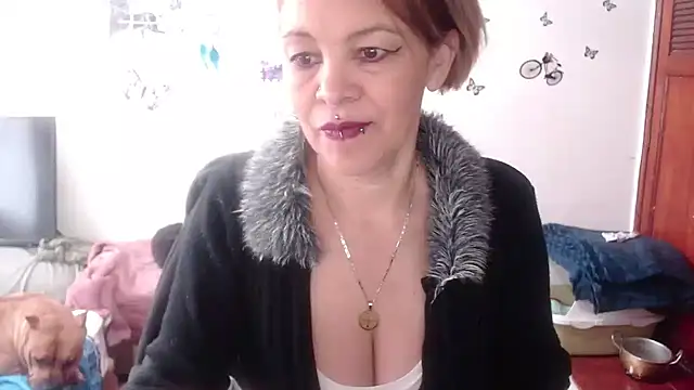 Electra-mommy - boobs