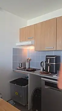 Malicia-hot - Enlever la robe