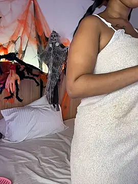 SofiaVitali_ - handjob with tits 🤤