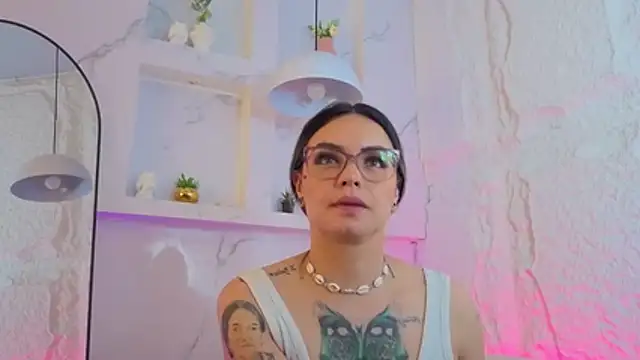 Zarcasutra_t - Oiled Feet Tease 🦶🏻💦