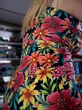 Sammyqueenx21 - boobs x 2 girls