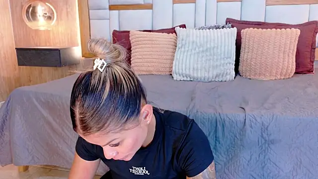 Celeste_sanz - naked 💥👅🍑