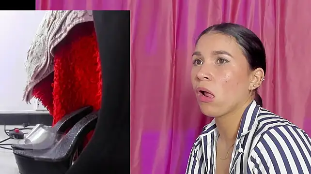 Sofi_Perez_ - Rub pussy under the table⚡