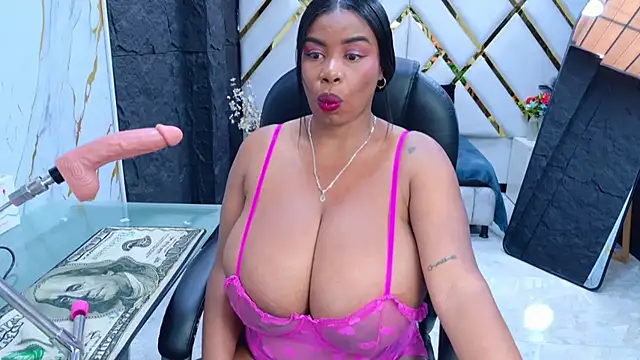 Sammanta_boobs - hii show tits